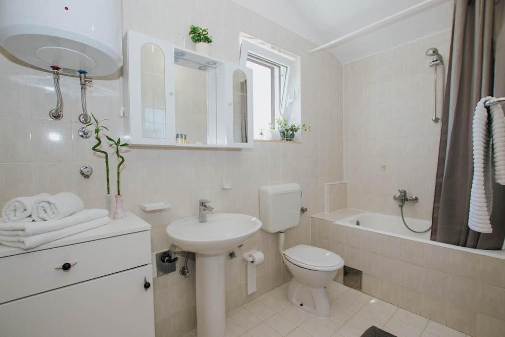 Apartman Relax 2 Zaboric Ngoại thất bức ảnh